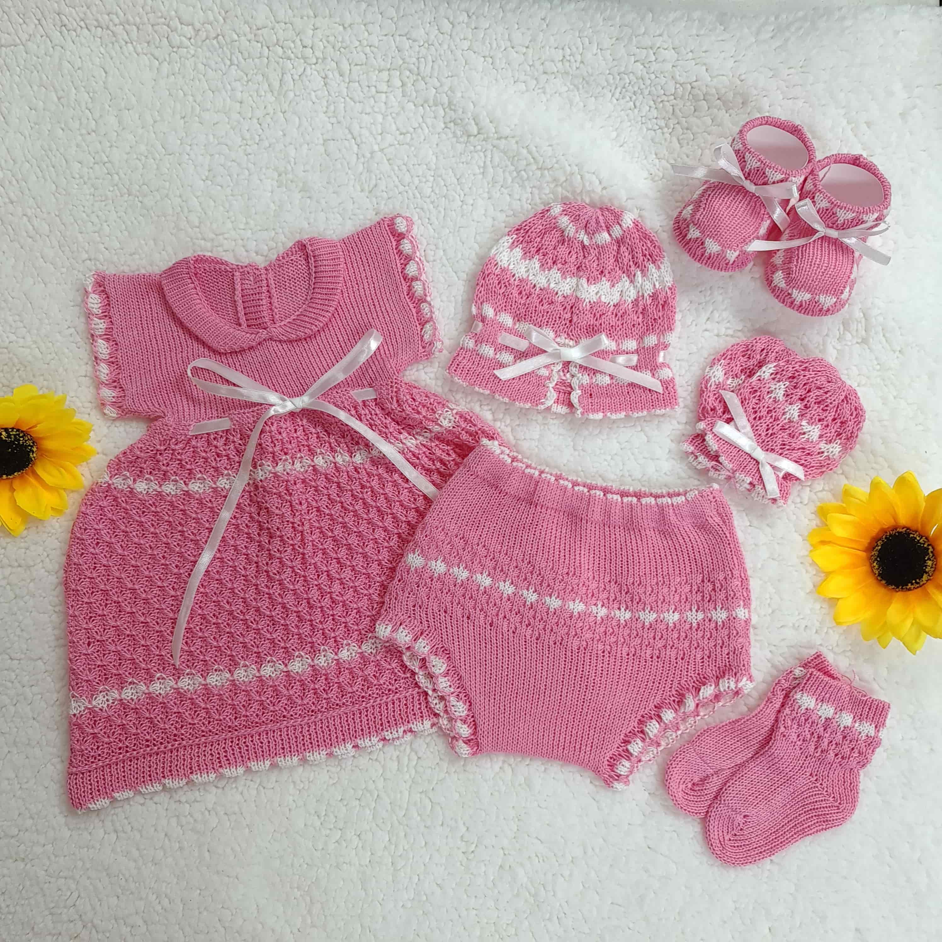 Traje Corazón Rosado/Blanco