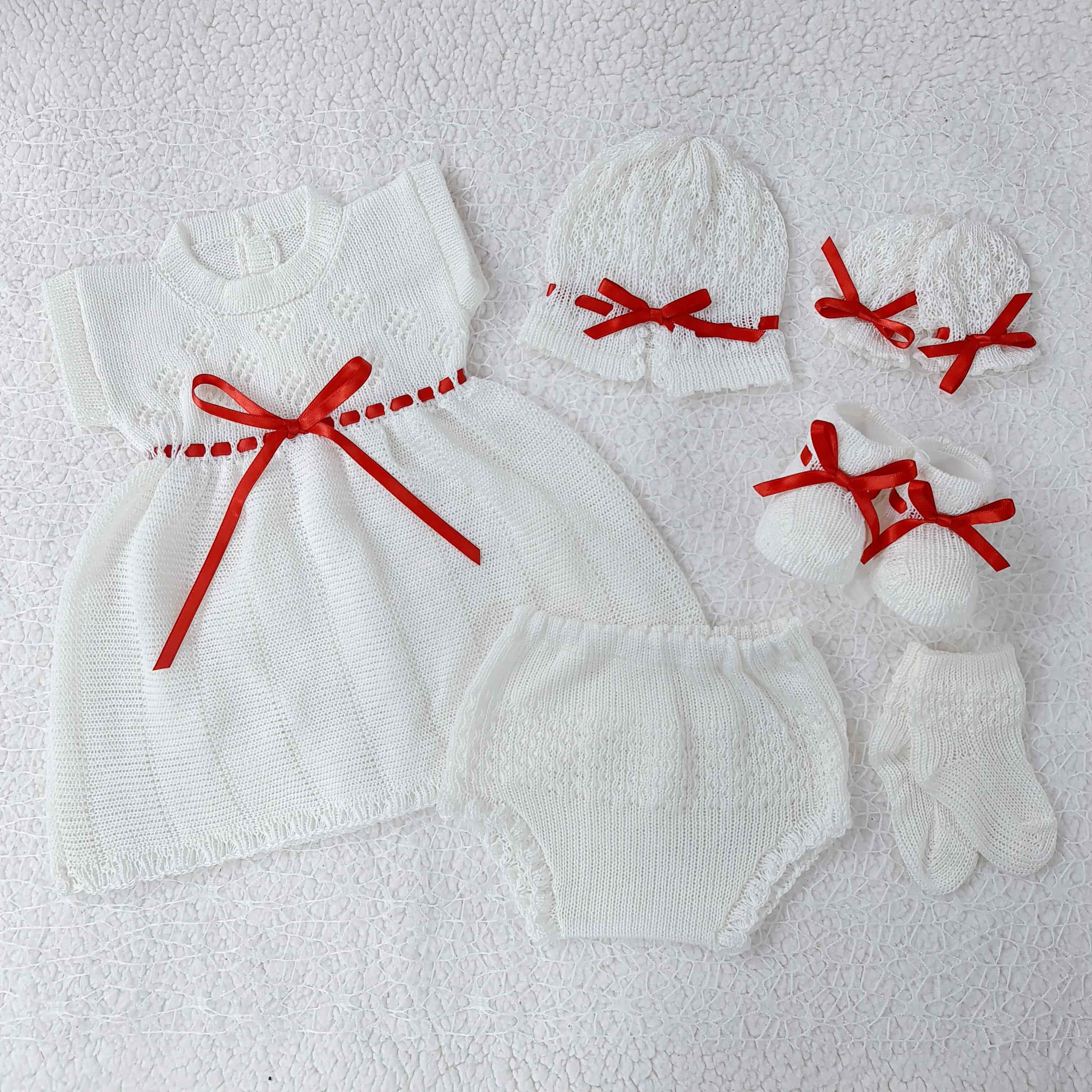 Traje Diamante Blanco cinta Roja