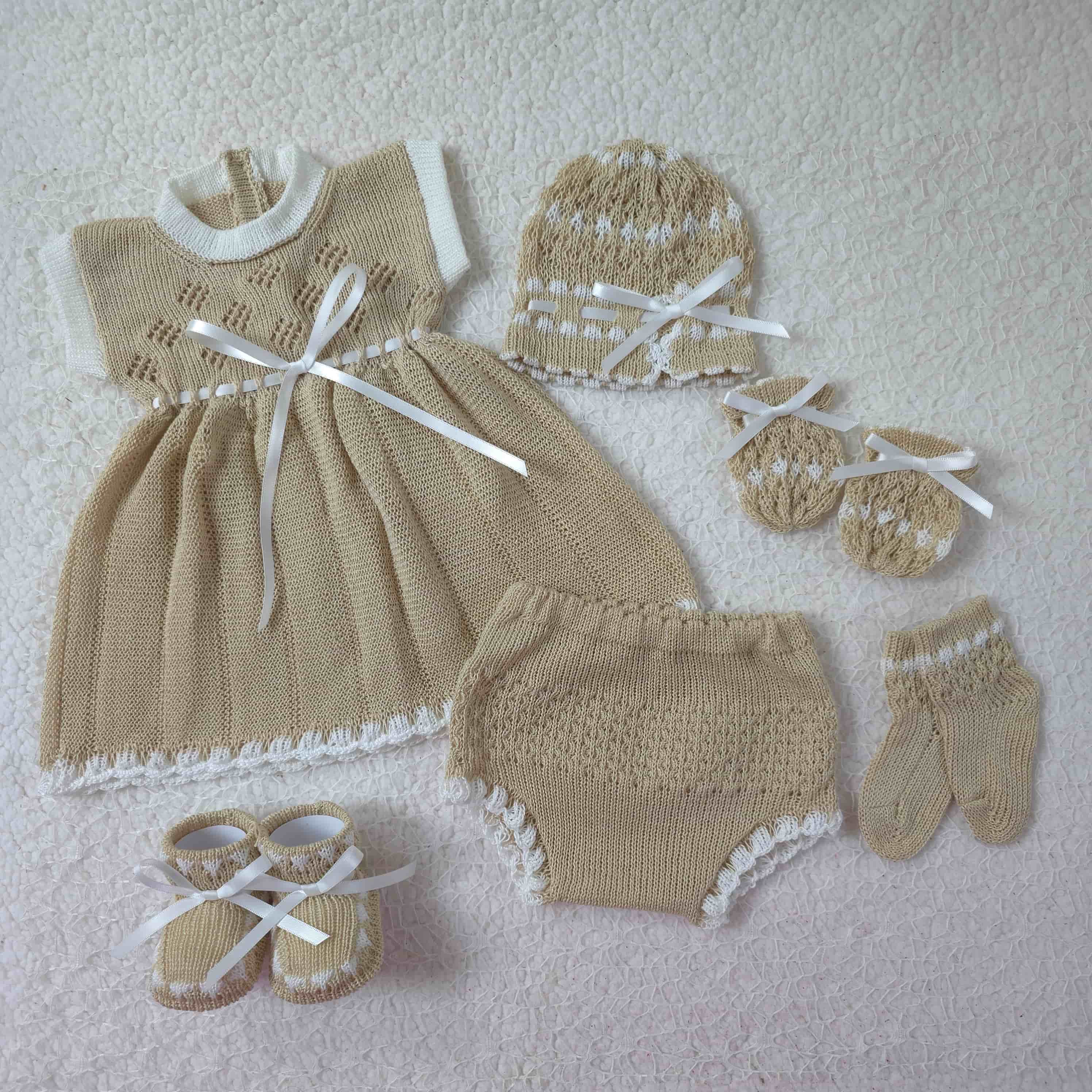 Traje Diamante Beige /Blanco 