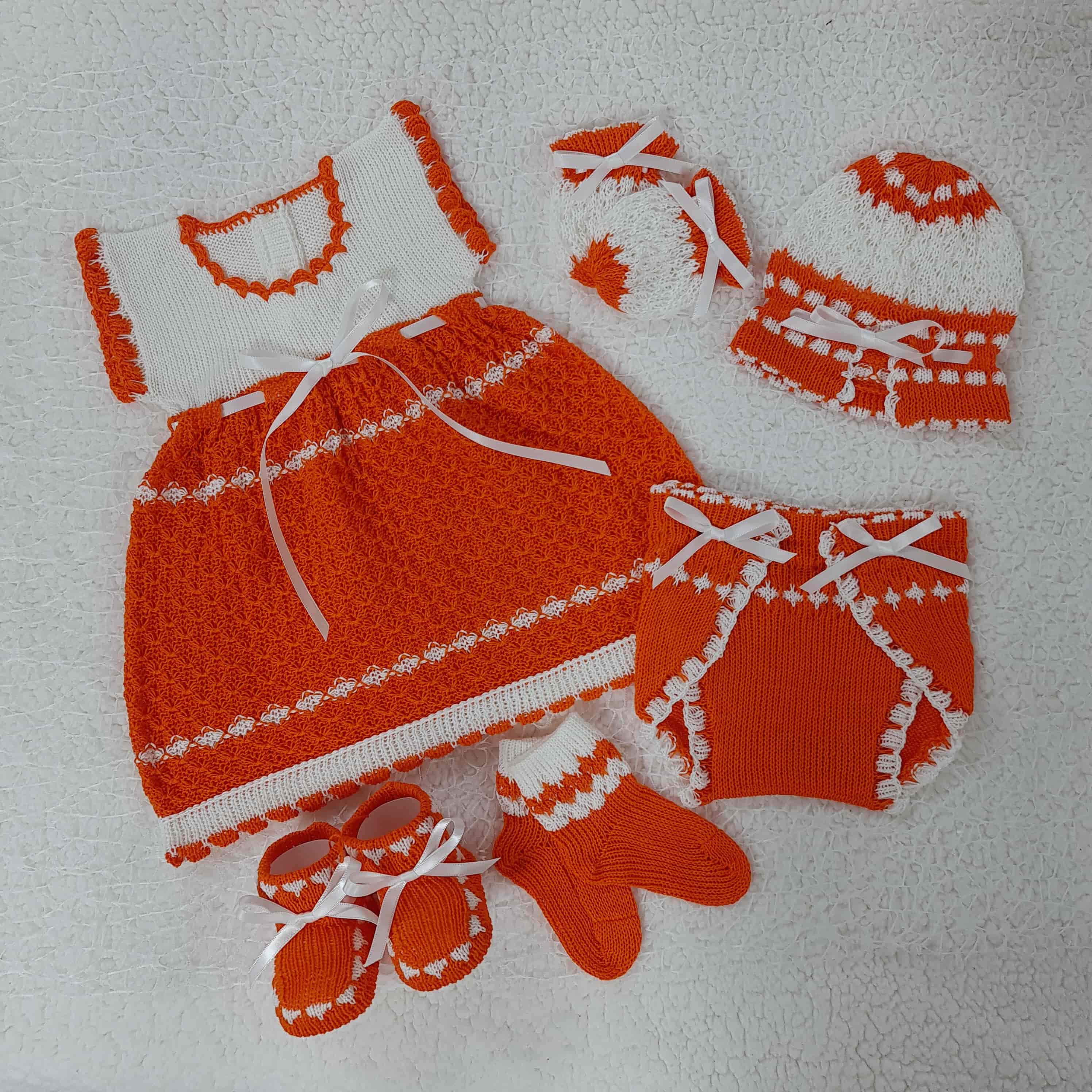 Traje Naranja/Blanco