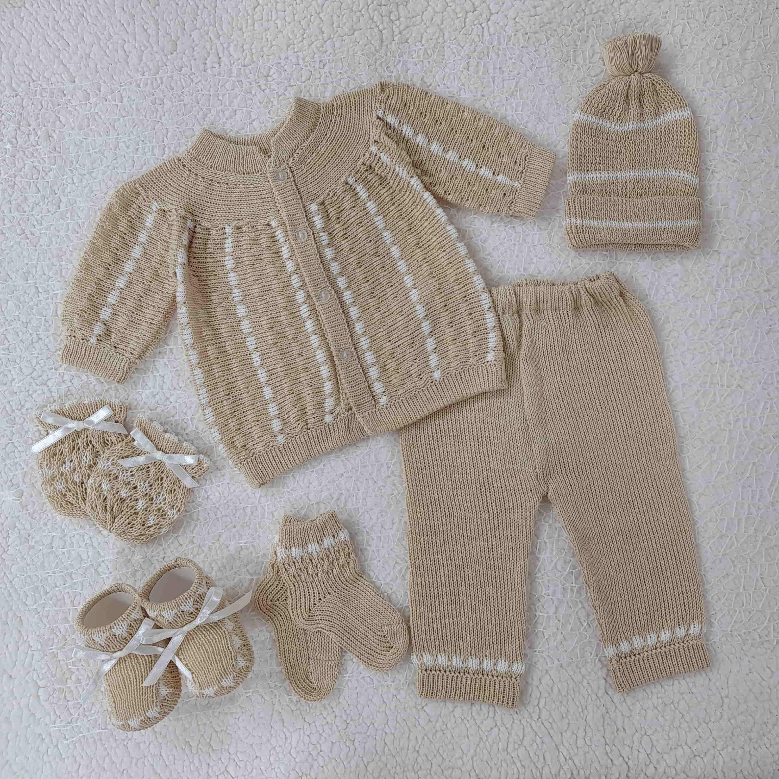 Conjunto Recogido Beige Blanco