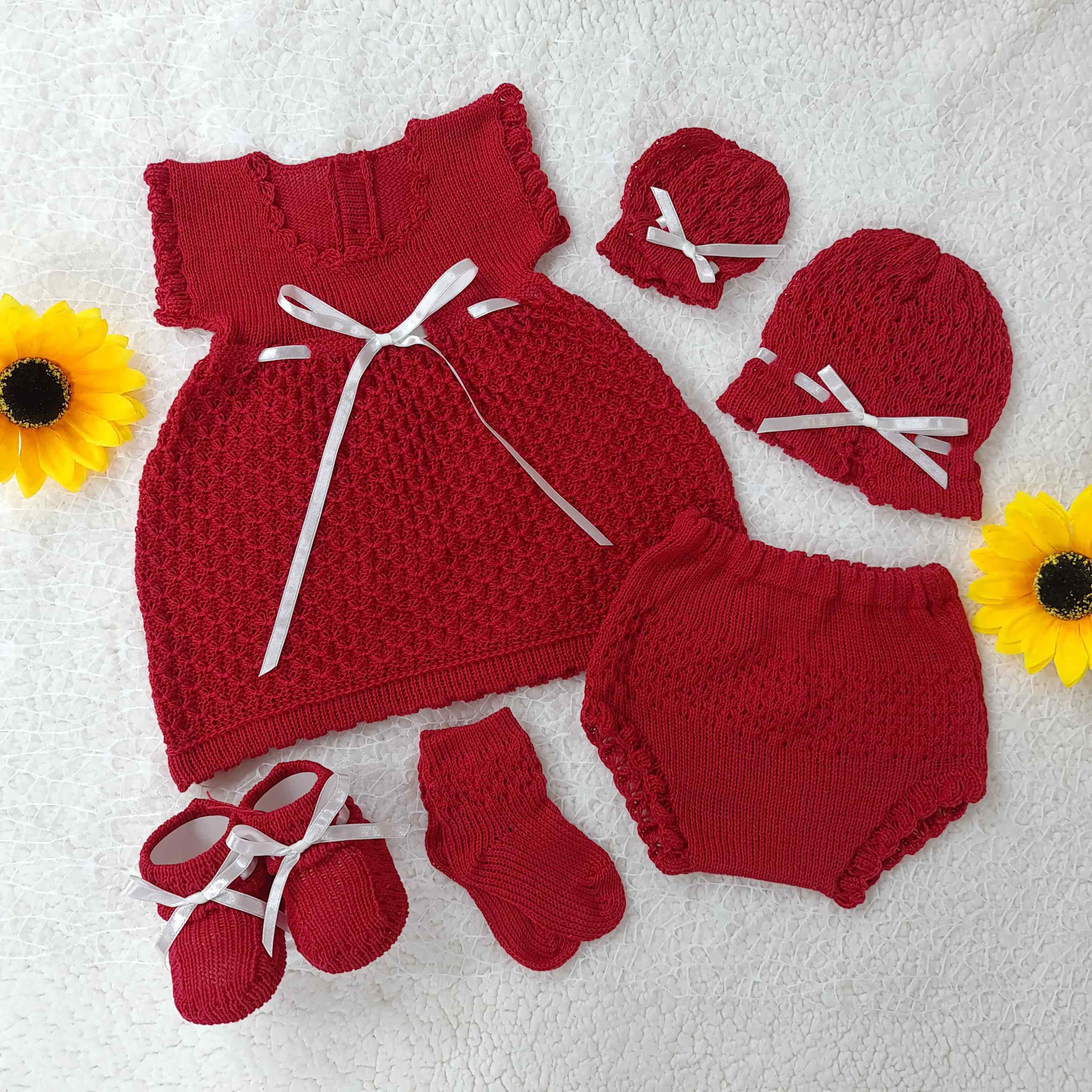Traje Rojo Cinta Blanca