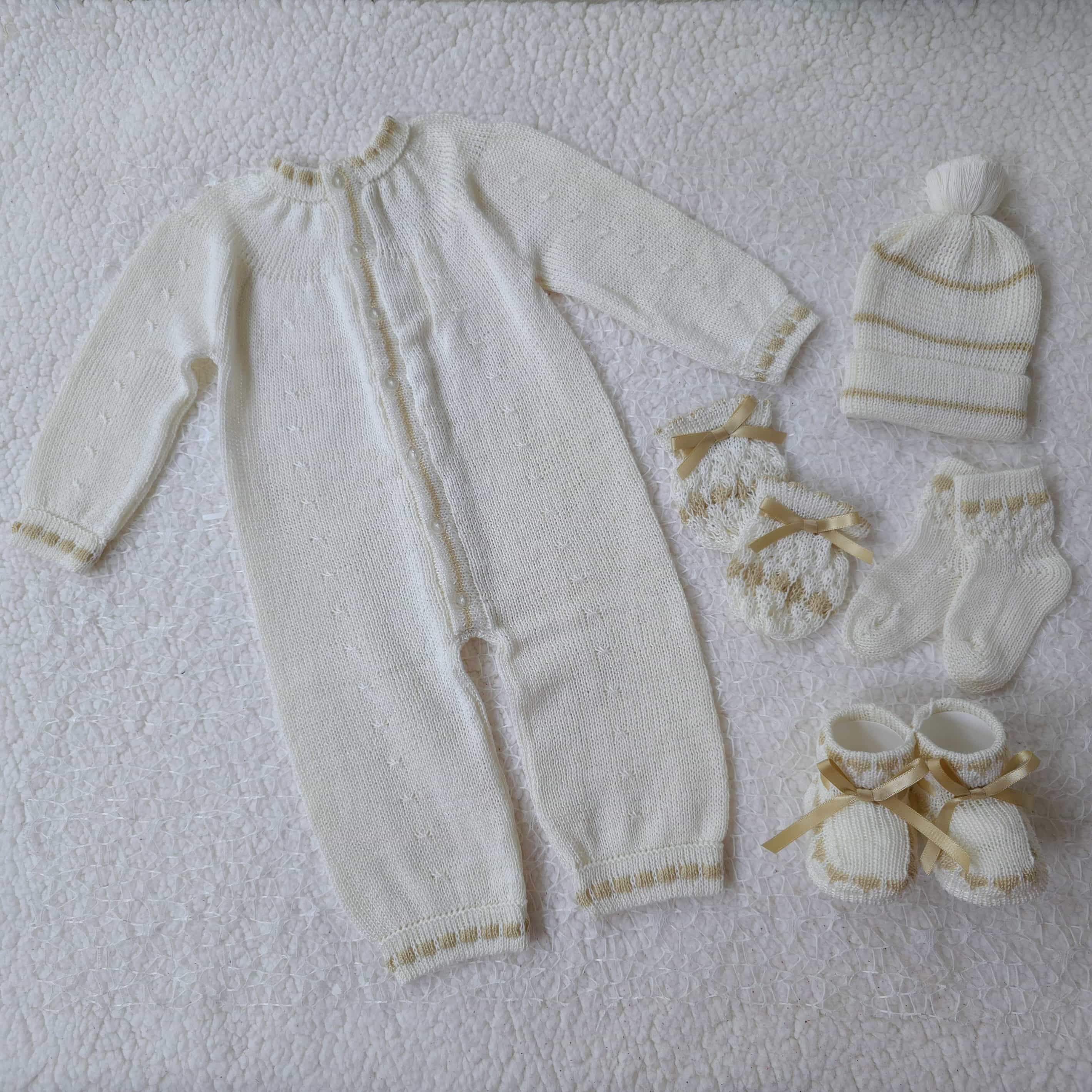 Mameluco Blanco Crema / Beige